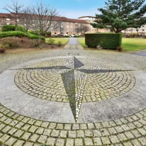Spacious Ground Floor 2 Bed By Lains Lettings Apartment